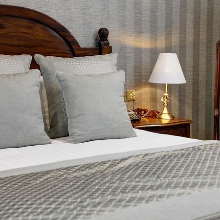 Mere Court Hotel 너츠포드 객실 사진